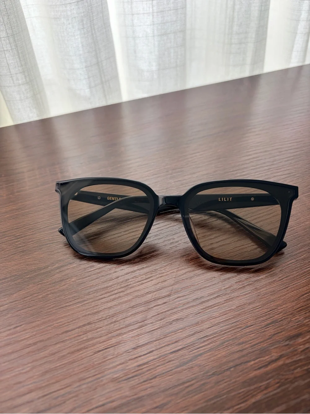 Gentle Monster Lilit 01 Black/Brown Unisex Sunglasses